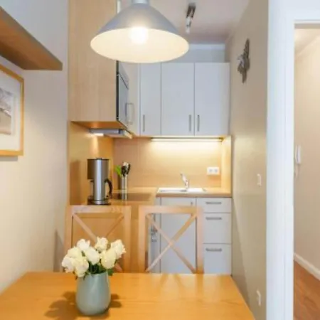 Lejlighed Mit Balkon Und Freizeitangeboten In Sellin (Rugen)
