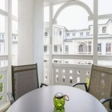 Mit Balkon Und Freizeitangeboten In شقة